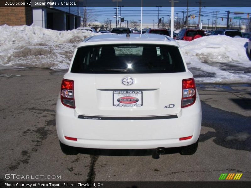 Super White / Charcoal 2010 Scion xD