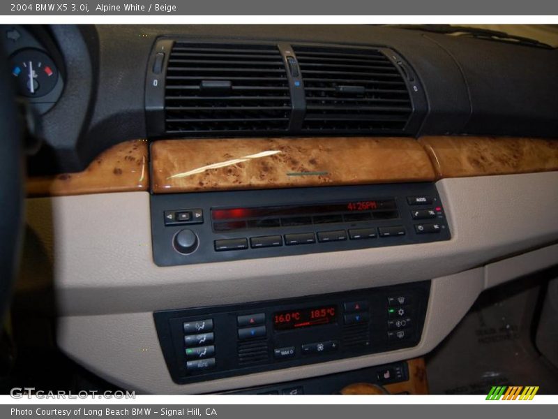 Alpine White / Beige 2004 BMW X5 3.0i