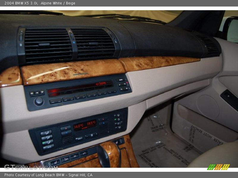Alpine White / Beige 2004 BMW X5 3.0i