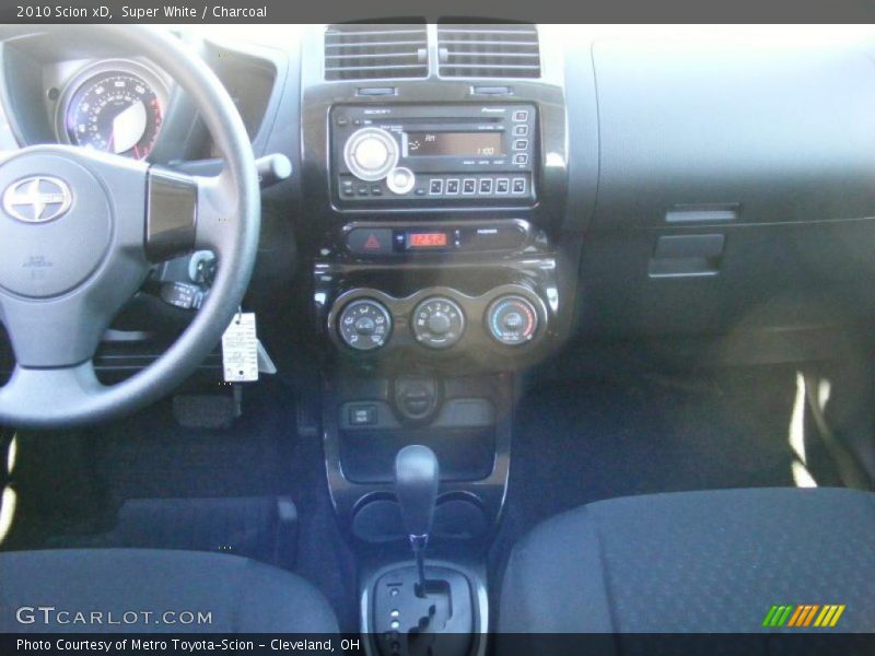 Super White / Charcoal 2010 Scion xD