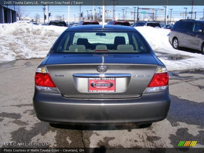 Phantom Gray Pearl / Taupe 2005 Toyota Camry LE