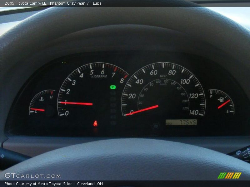 Phantom Gray Pearl / Taupe 2005 Toyota Camry LE