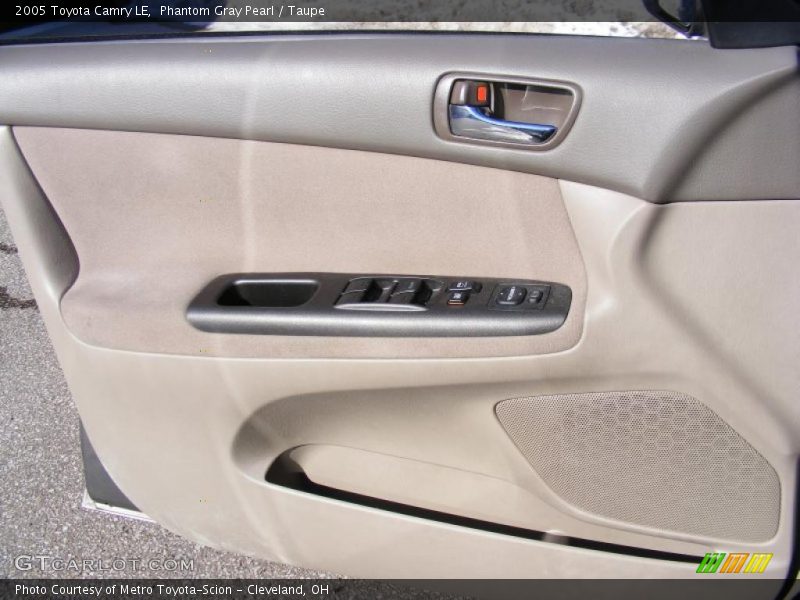 Phantom Gray Pearl / Taupe 2005 Toyota Camry LE