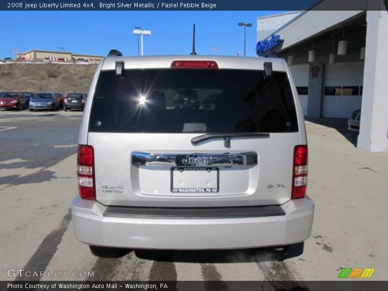 Bright Silver Metallic / Pastel Pebble Beige 2008 Jeep Liberty Limited 4x4