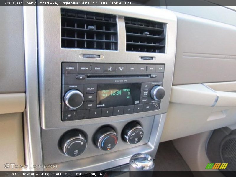 Bright Silver Metallic / Pastel Pebble Beige 2008 Jeep Liberty Limited 4x4