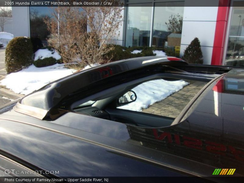 Black Obsidian / Gray 2005 Hyundai Elantra GT Hatchback