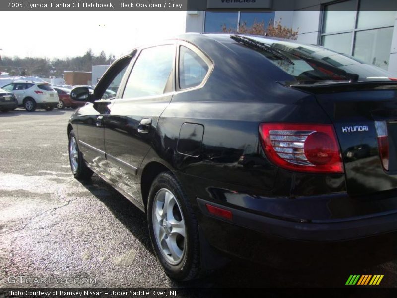 Black Obsidian / Gray 2005 Hyundai Elantra GT Hatchback