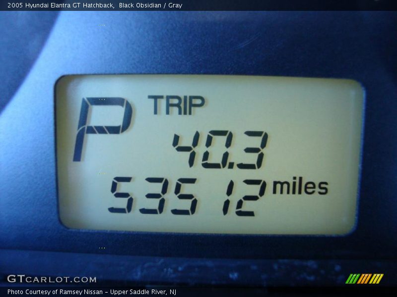 Black Obsidian / Gray 2005 Hyundai Elantra GT Hatchback