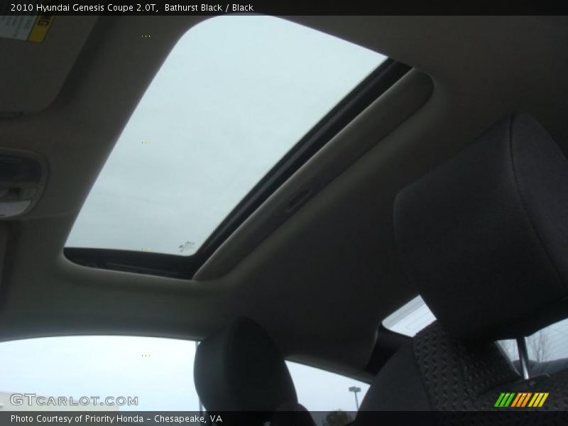 Sunroof of 2010 Genesis Coupe 2.0T