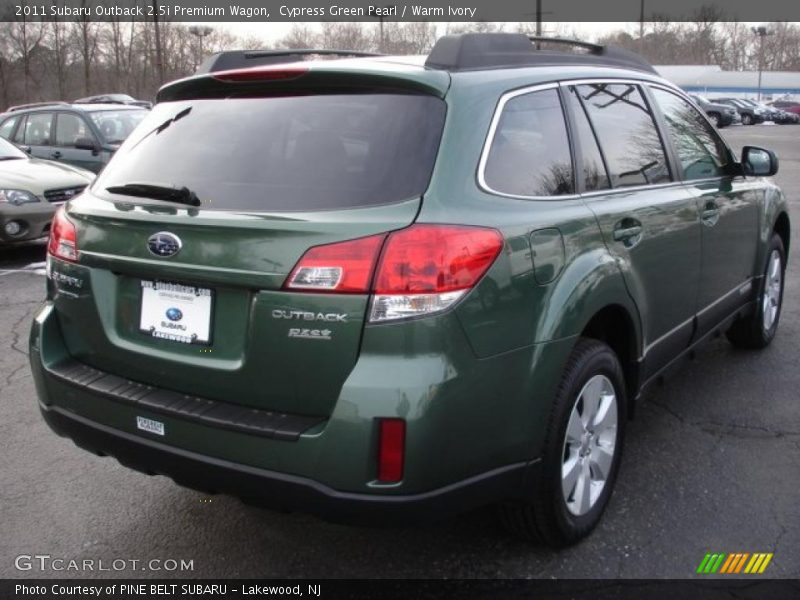 Cypress Green Pearl / Warm Ivory 2011 Subaru Outback 2.5i Premium Wagon