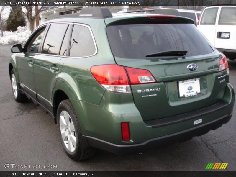 Cypress Green Pearl / Warm Ivory 2011 Subaru Outback 2.5i Premium Wagon