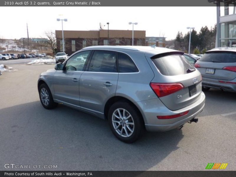 Quartz Grey Metallic / Black 2010 Audi Q5 3.2 quattro