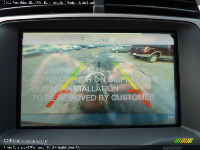 Navigation of 2011 Edge SEL AWD