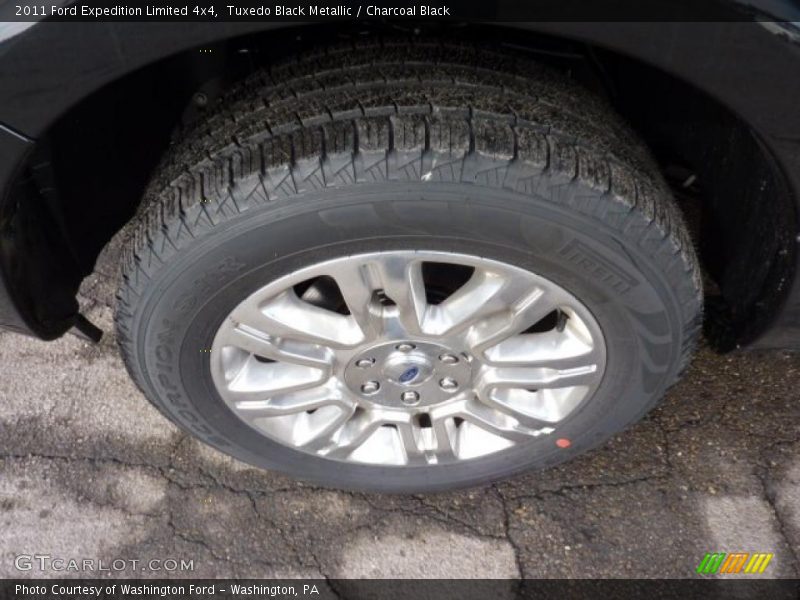 Tuxedo Black Metallic / Charcoal Black 2011 Ford Expedition Limited 4x4