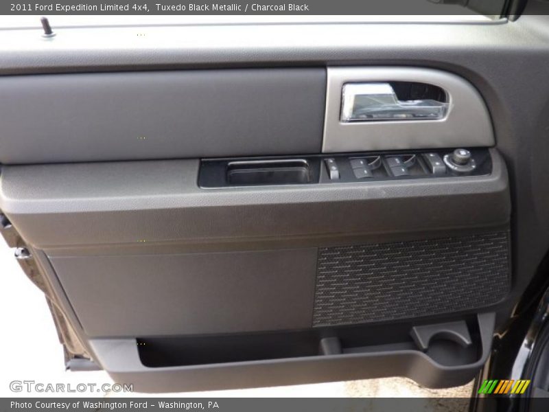 Tuxedo Black Metallic / Charcoal Black 2011 Ford Expedition Limited 4x4