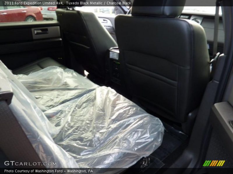 Tuxedo Black Metallic / Charcoal Black 2011 Ford Expedition Limited 4x4
