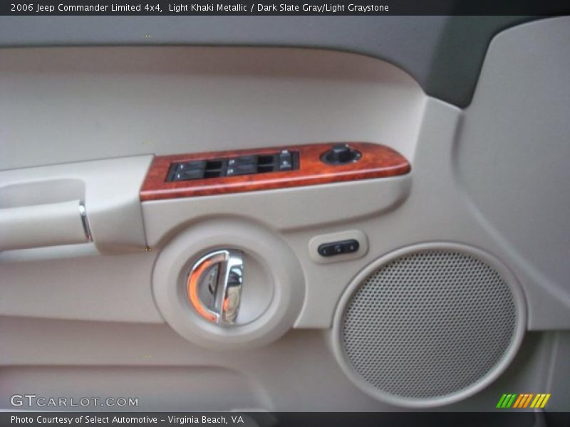 Light Khaki Metallic / Dark Slate Gray/Light Graystone 2006 Jeep Commander Limited 4x4