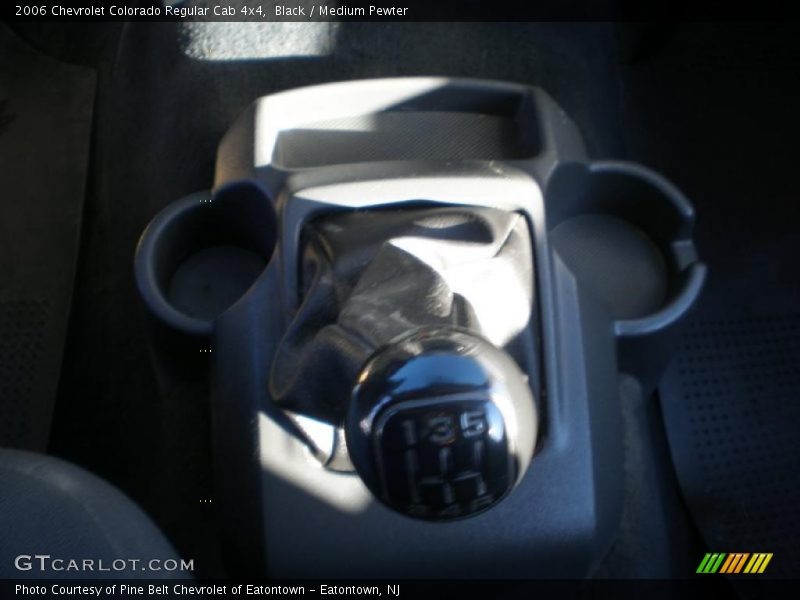  2006 Colorado Regular Cab 4x4 5 Speed Manual Shifter