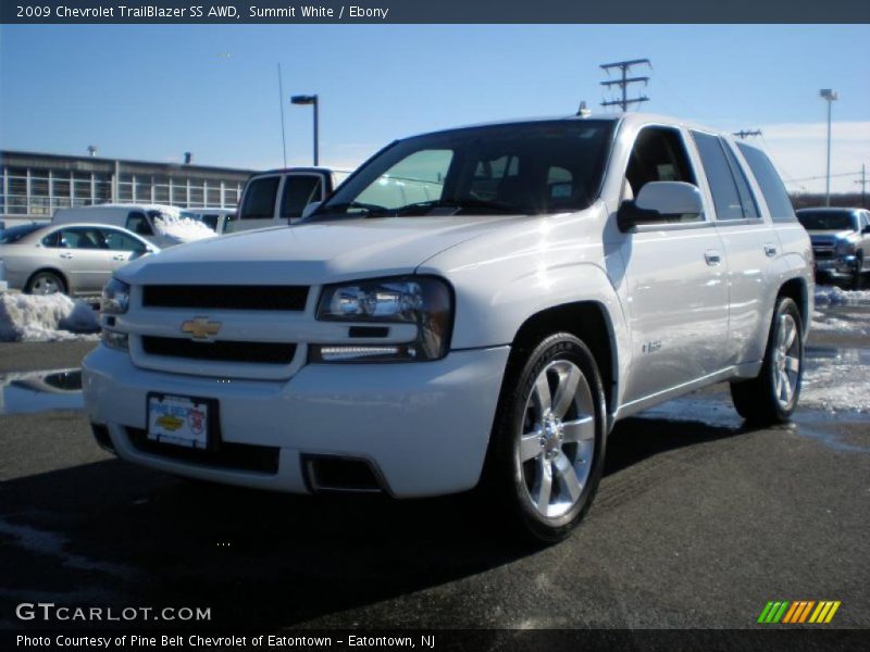 Summit White / Ebony 2009 Chevrolet TrailBlazer SS AWD