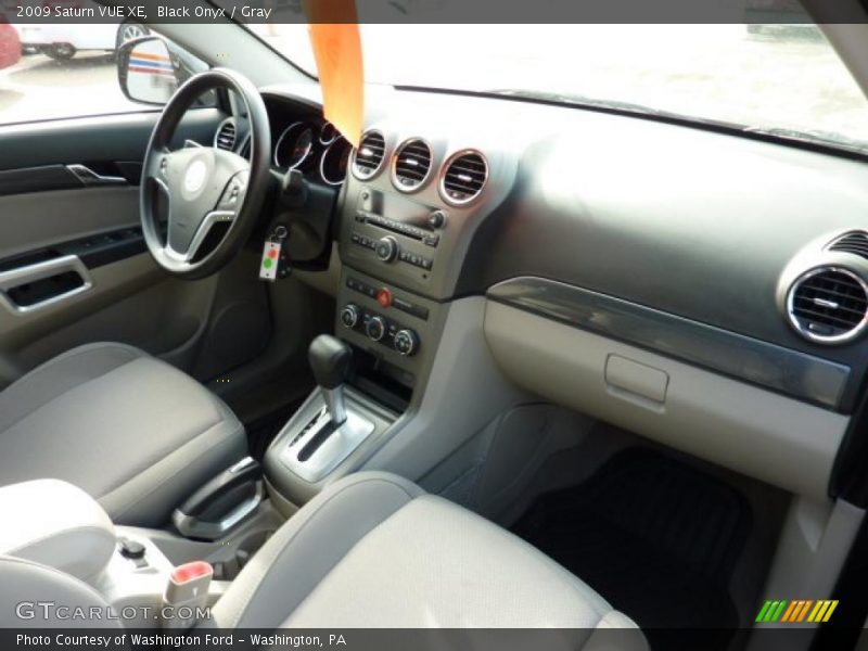 Black Onyx / Gray 2009 Saturn VUE XE