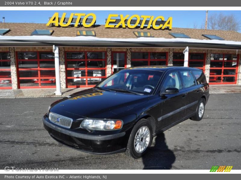 Black / Graphite 2004 Volvo V70 2.4