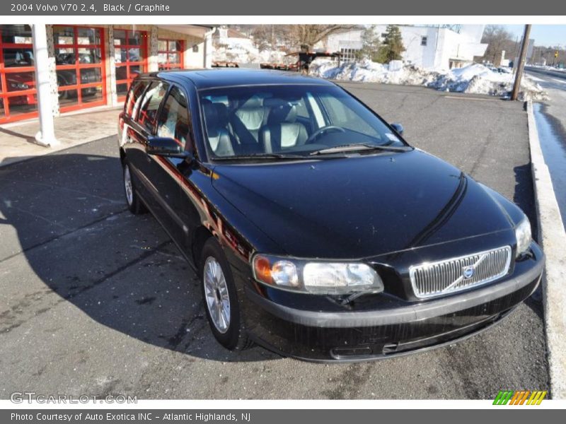Black / Graphite 2004 Volvo V70 2.4