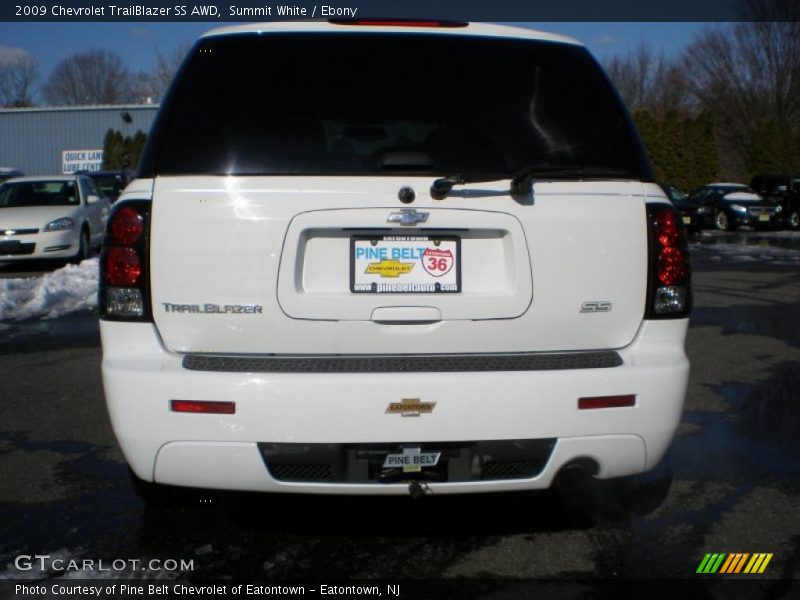 Summit White / Ebony 2009 Chevrolet TrailBlazer SS AWD