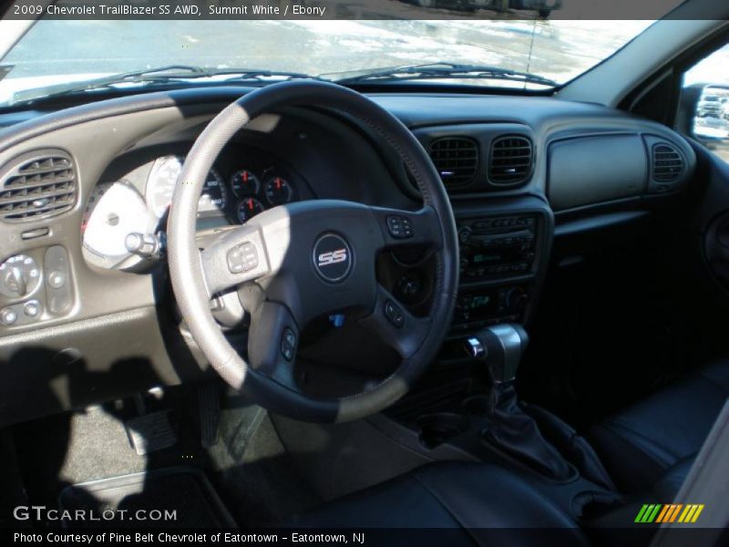 Summit White / Ebony 2009 Chevrolet TrailBlazer SS AWD