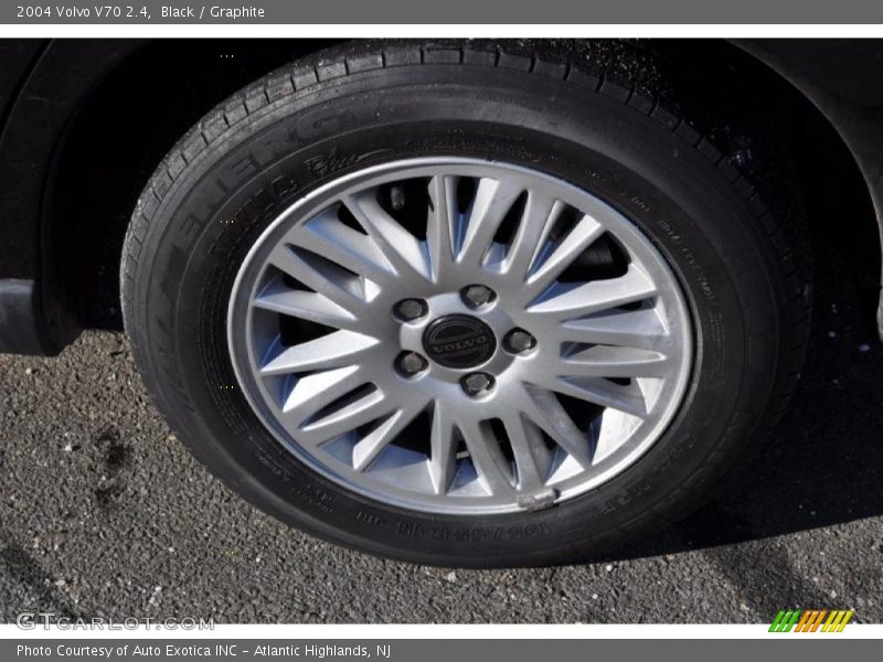 Black / Graphite 2004 Volvo V70 2.4
