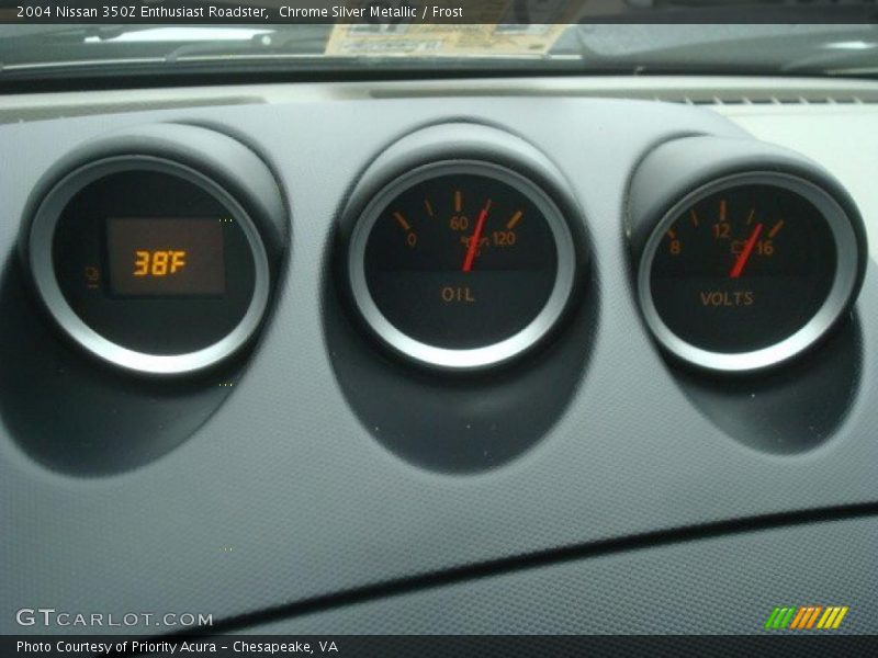 Chrome Silver Metallic / Frost 2004 Nissan 350Z Enthusiast Roadster