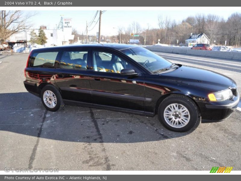 Black / Graphite 2004 Volvo V70 2.4