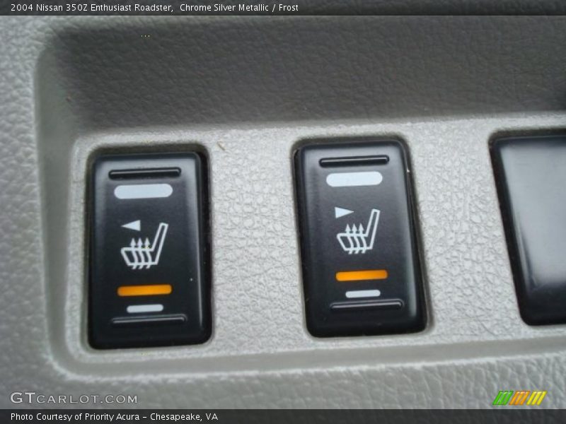 Chrome Silver Metallic / Frost 2004 Nissan 350Z Enthusiast Roadster