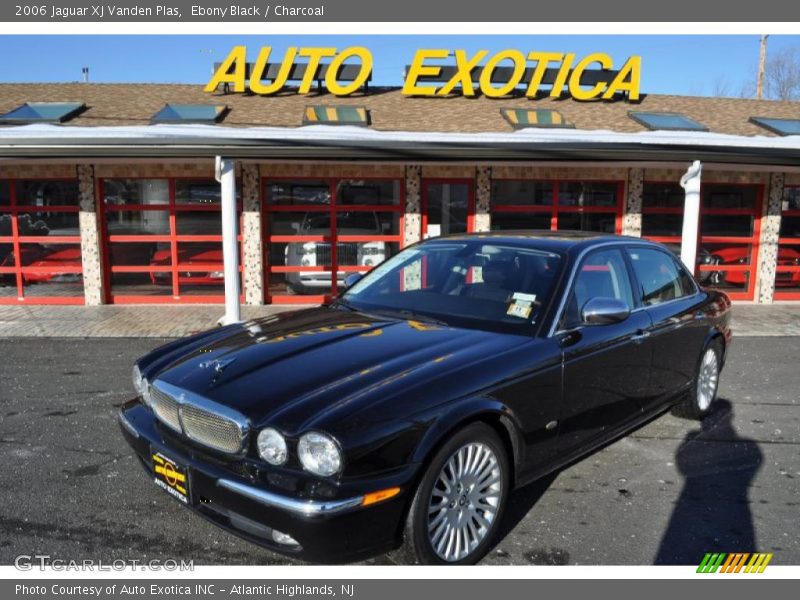 Ebony Black / Charcoal 2006 Jaguar XJ Vanden Plas