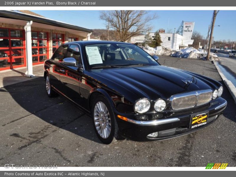 Ebony Black / Charcoal 2006 Jaguar XJ Vanden Plas