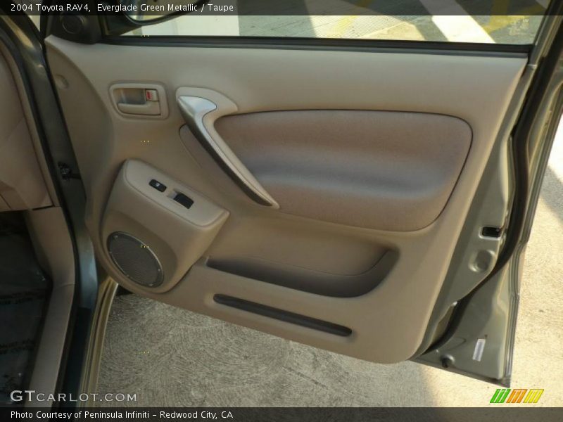 Everglade Green Metallic / Taupe 2004 Toyota RAV4