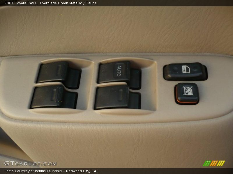 Everglade Green Metallic / Taupe 2004 Toyota RAV4