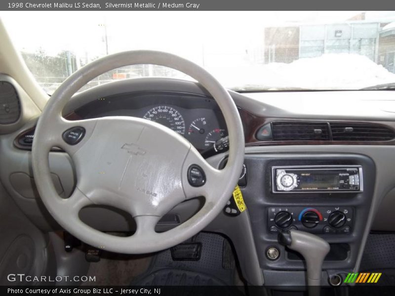 Silvermist Metallic / Medum Gray 1998 Chevrolet Malibu LS Sedan