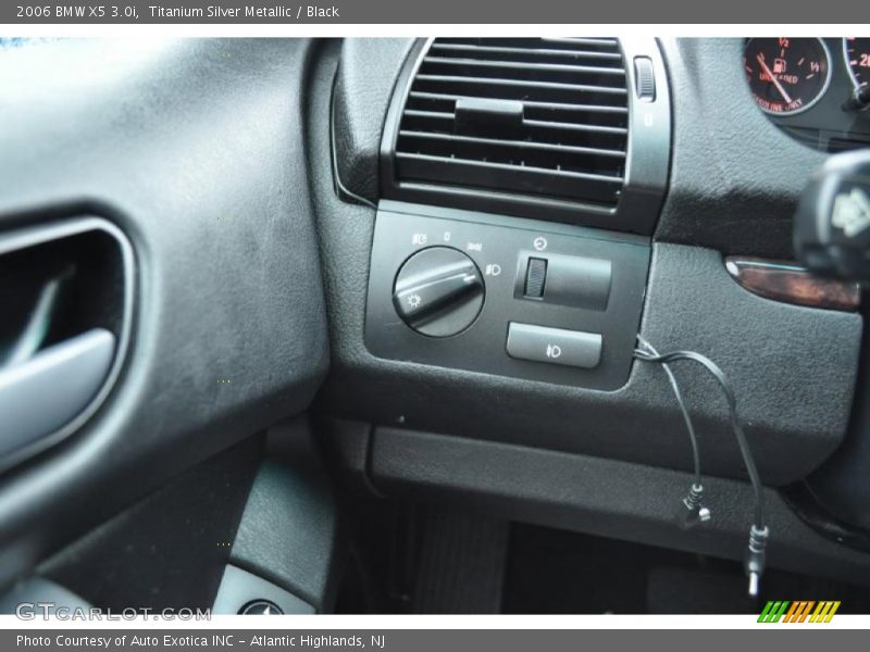 Titanium Silver Metallic / Black 2006 BMW X5 3.0i