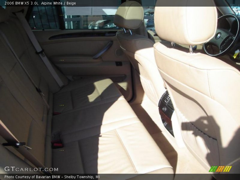 Alpine White / Beige 2006 BMW X5 3.0i
