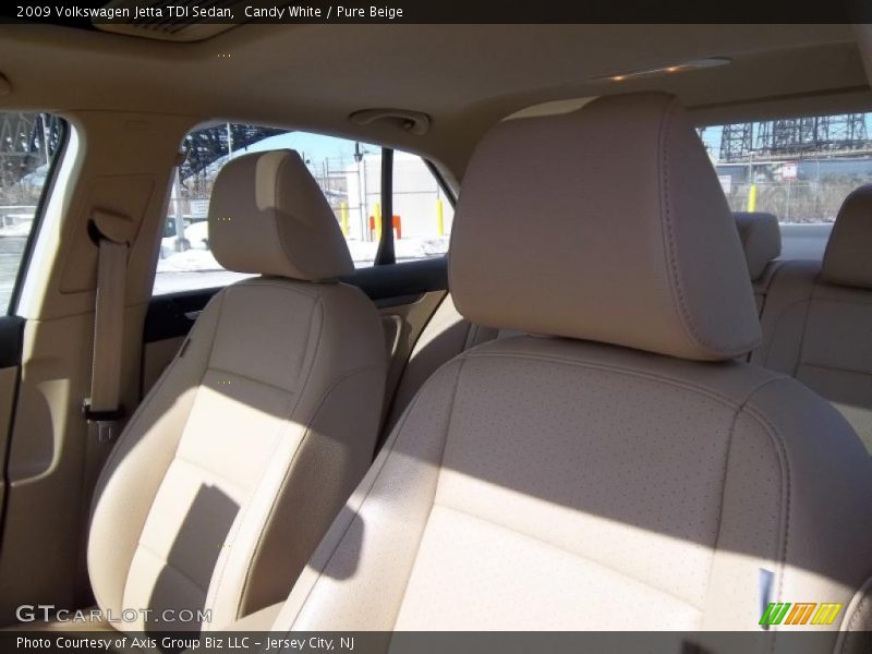 Candy White / Pure Beige 2009 Volkswagen Jetta TDI Sedan