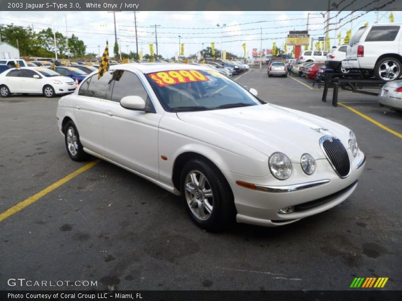 White Onyx / Ivory 2003 Jaguar S-Type 3.0