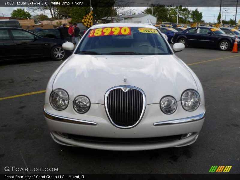 White Onyx / Ivory 2003 Jaguar S-Type 3.0