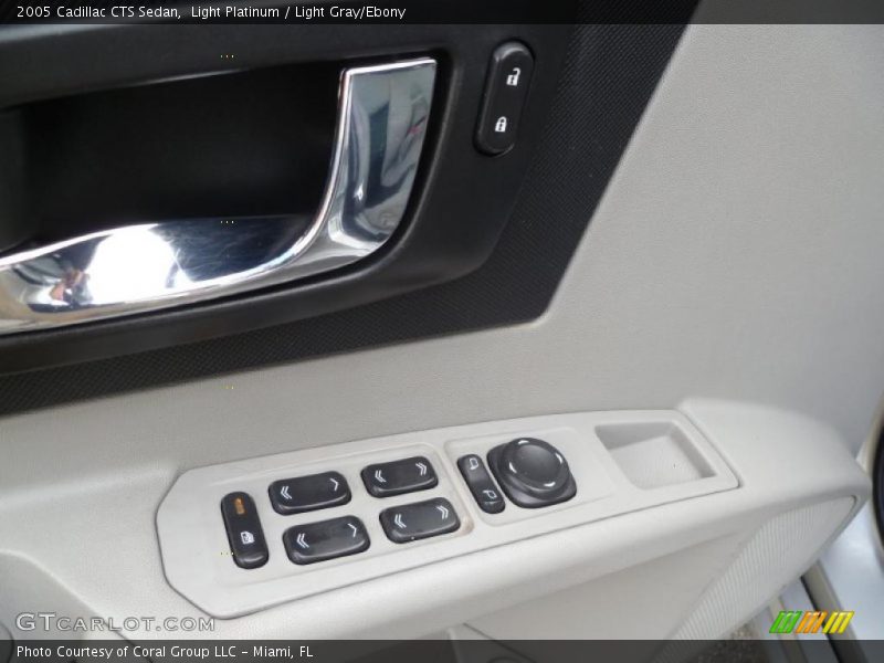 Light Platinum / Light Gray/Ebony 2005 Cadillac CTS Sedan