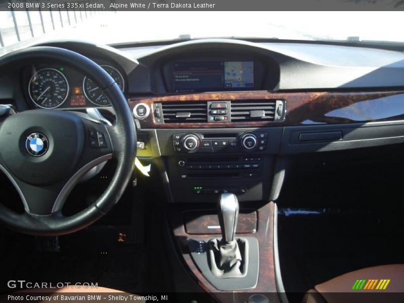 Alpine White / Terra Dakota Leather 2008 BMW 3 Series 335xi Sedan