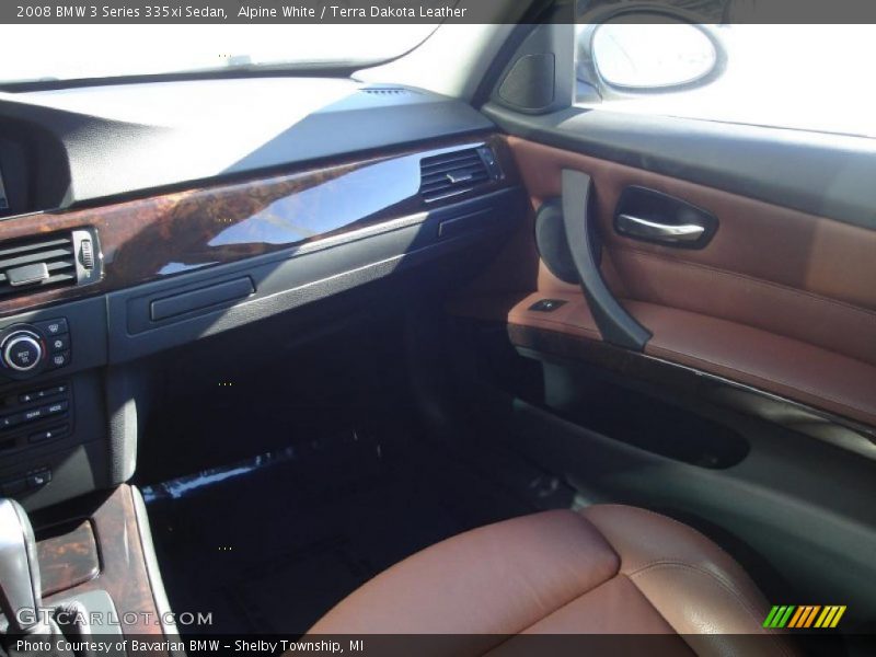 Alpine White / Terra Dakota Leather 2008 BMW 3 Series 335xi Sedan