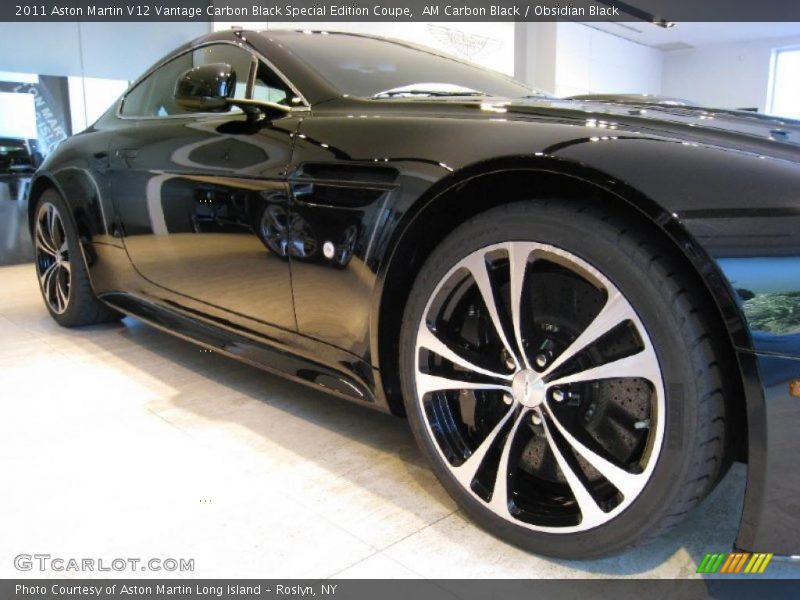  2011 V12 Vantage Carbon Black Special Edition Coupe Wheel