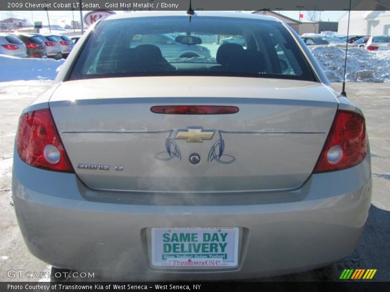 Gold Mist Metallic / Ebony 2009 Chevrolet Cobalt LT Sedan