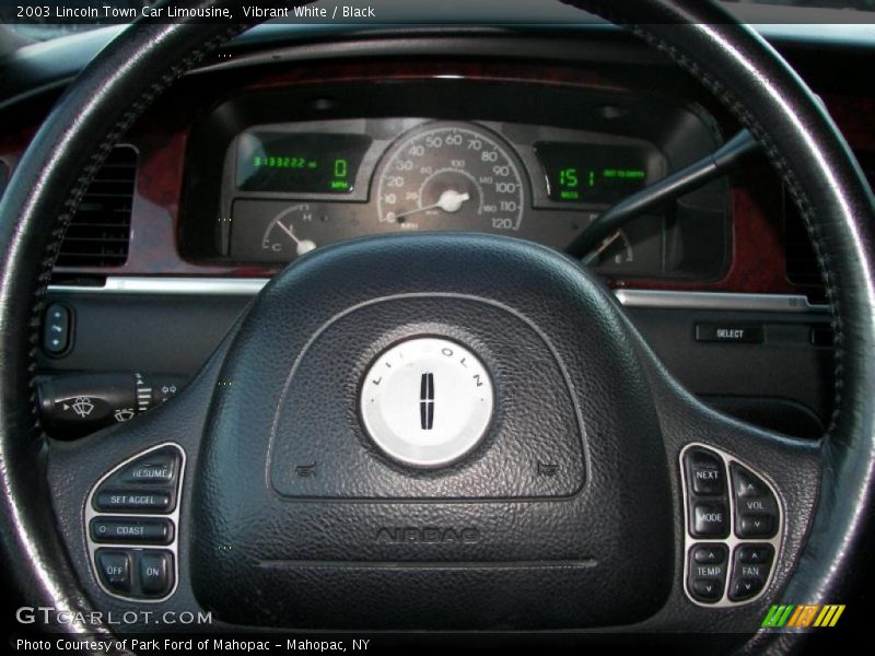  2003 Town Car Limousine Steering Wheel