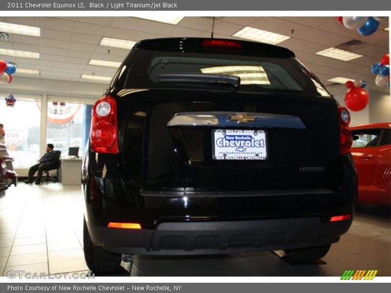 Black / Light Titanium/Jet Black 2011 Chevrolet Equinox LS