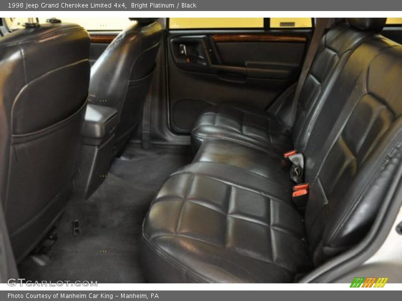 Bright Platinum / Black 1998 Jeep Grand Cherokee Limited 4x4